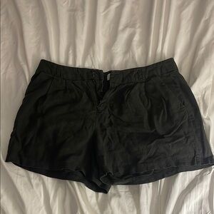 Old Navy Women's Dark Grey Linen Blend Size 2 Shorts Great Condition